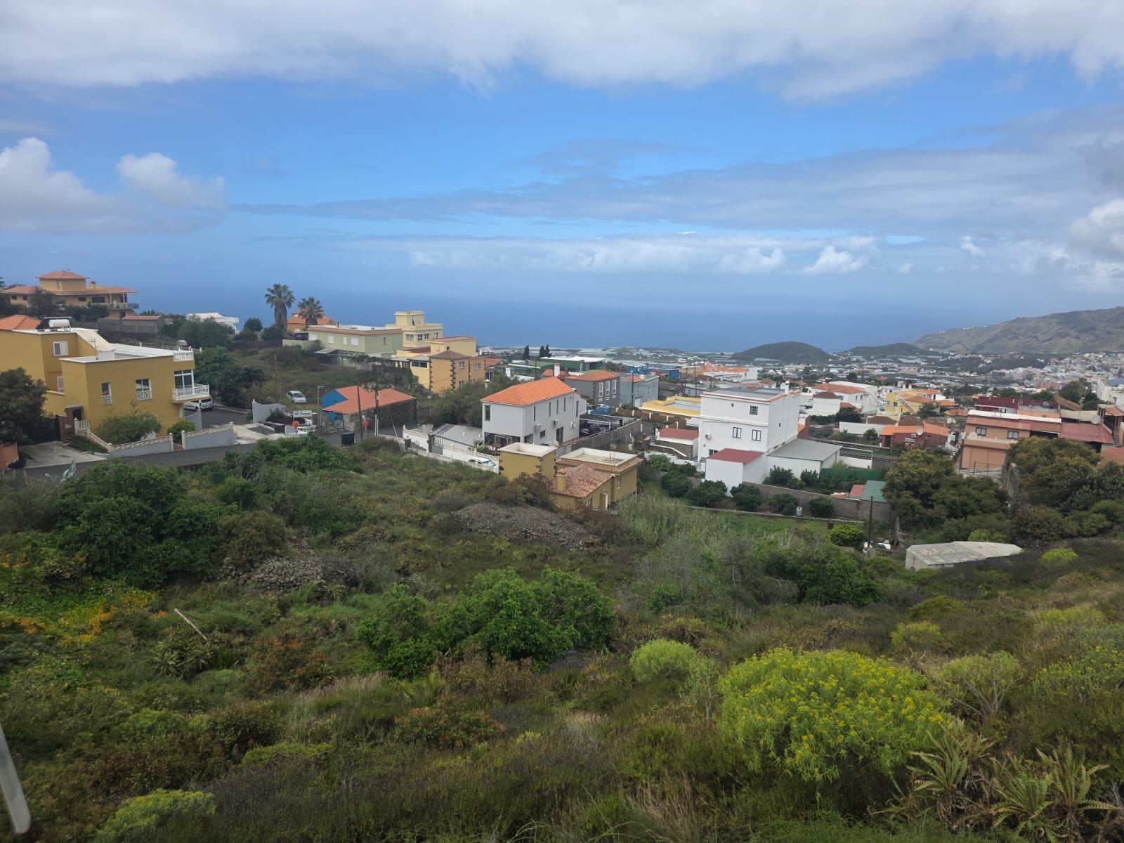 Development Land with Residential Potential and Panoramic — photo 2