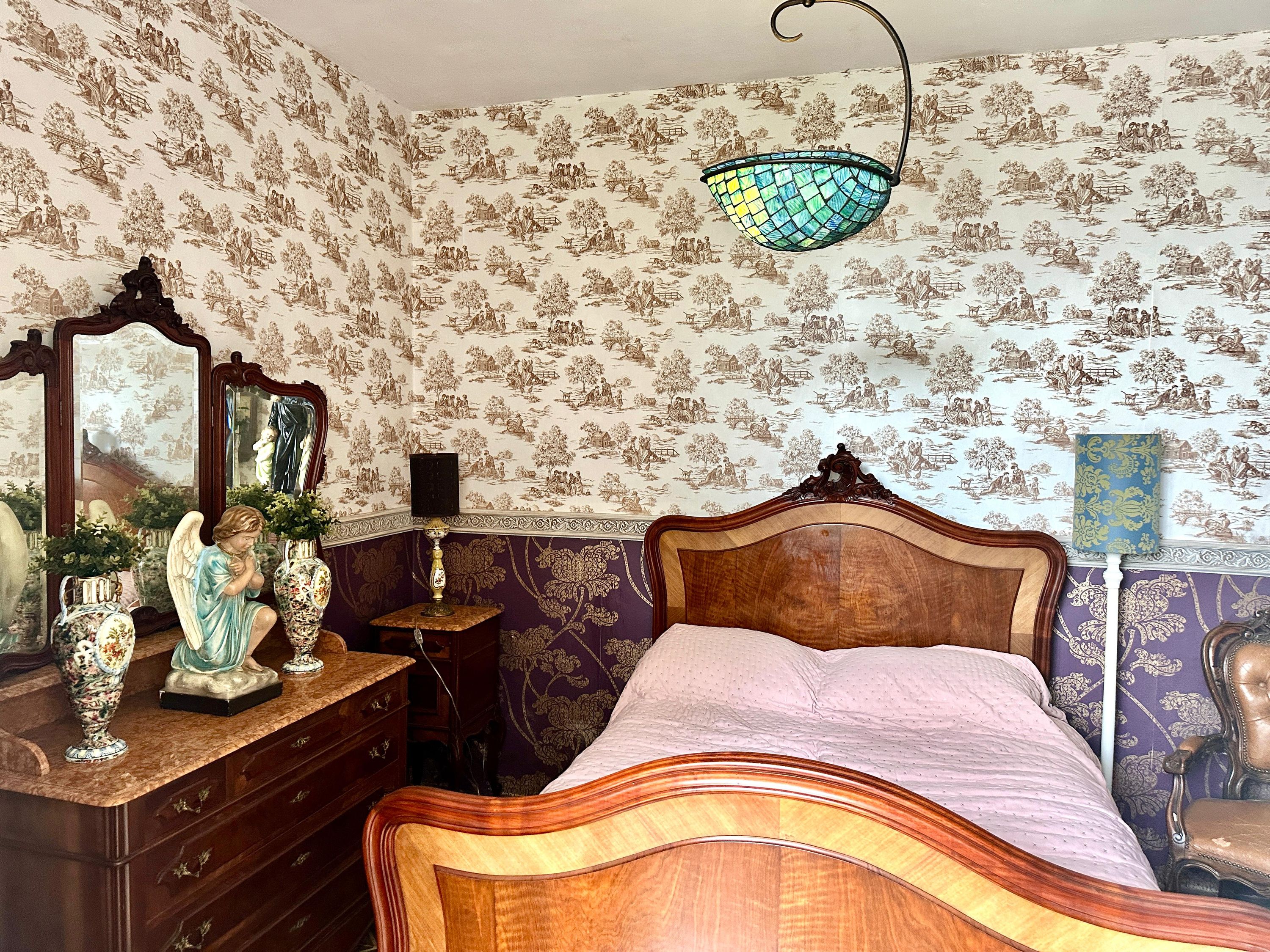  A Landmark Colonial Residence with Established Commercial Income — photo 6