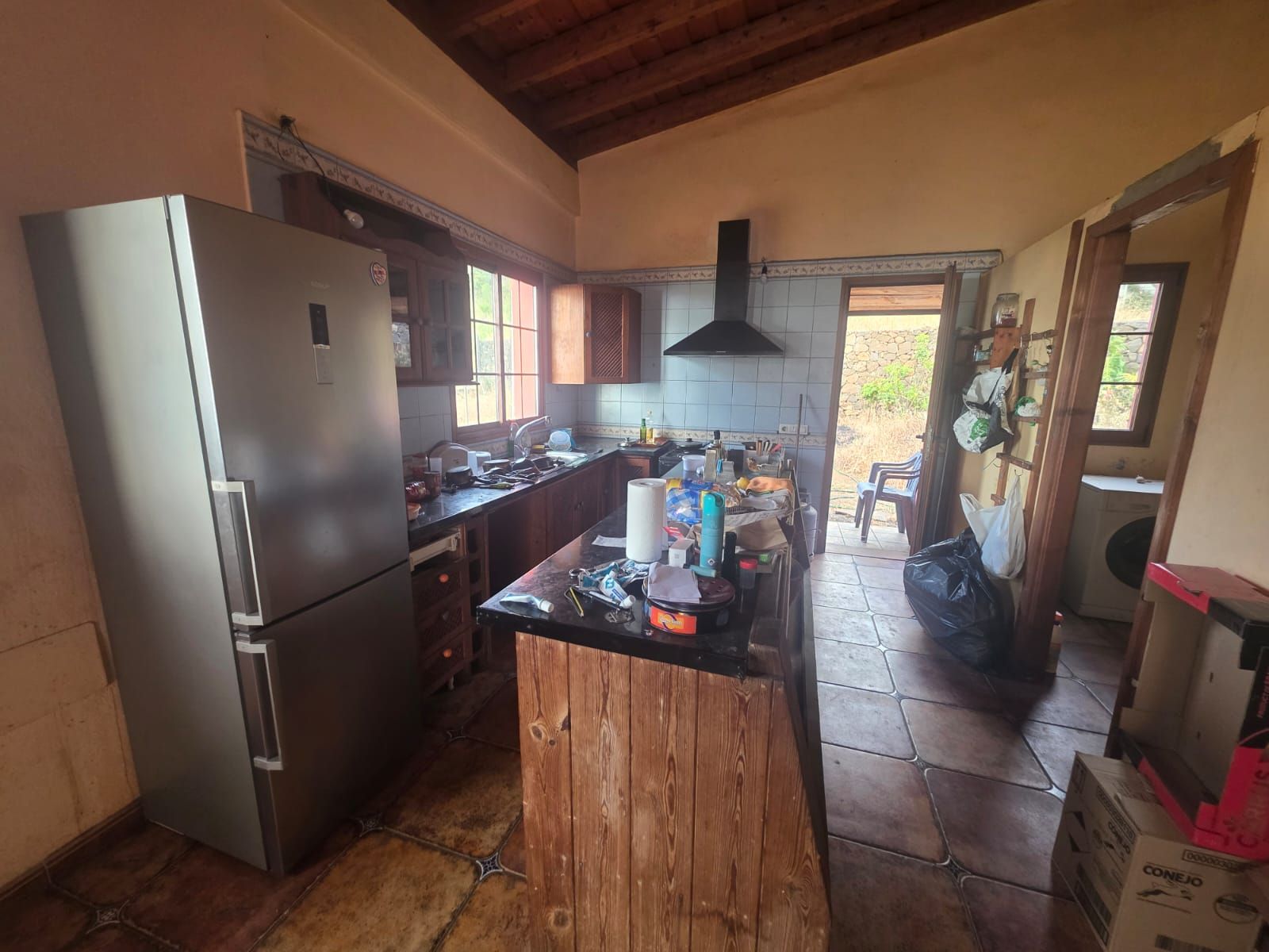A Substantial Residence with Exceptional Potential — photo 11