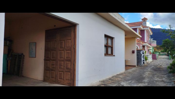 Una Vivienda Con Posibilidades y Espacio Propio en Velhoco