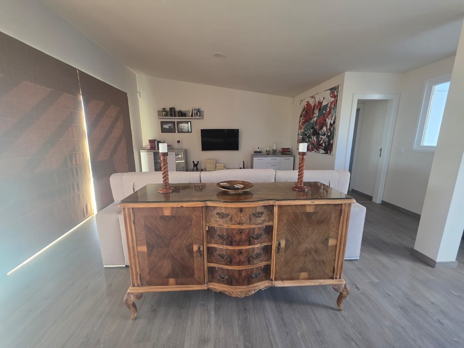 Contemporary Architectural Residence — photo 16