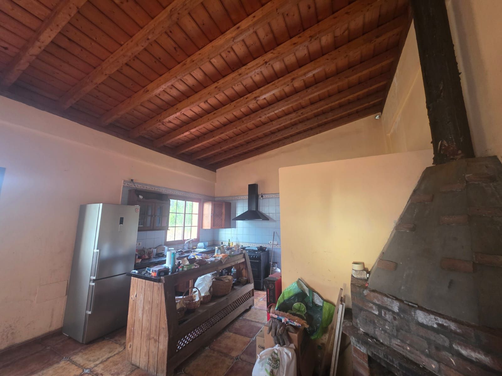 A Substantial Residence with Exceptional Potential — photo 14